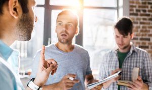 Técnicas de comunicación dirigidas a la resolución de conflictos.